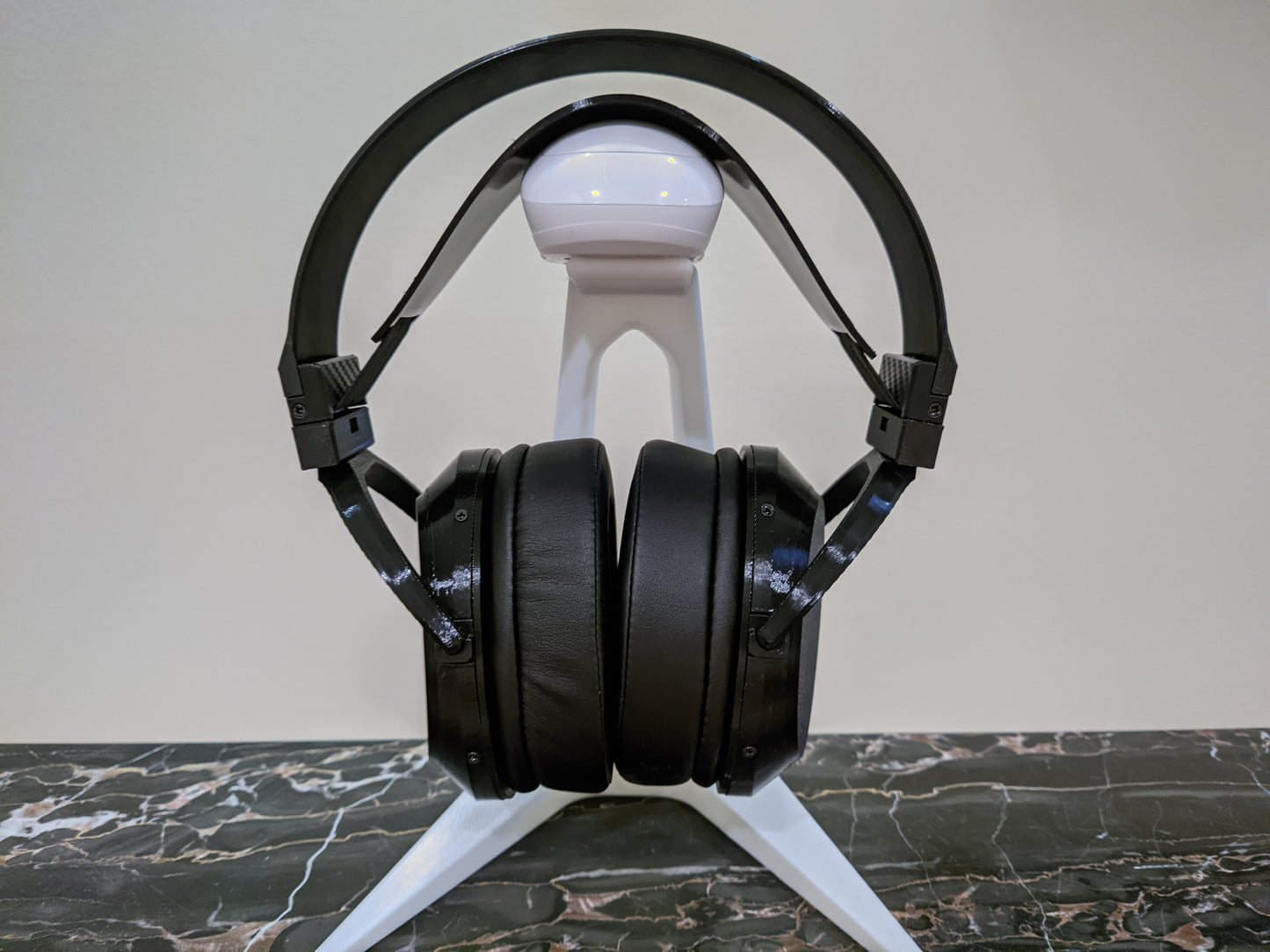Static Cliff Closed Back Headphones