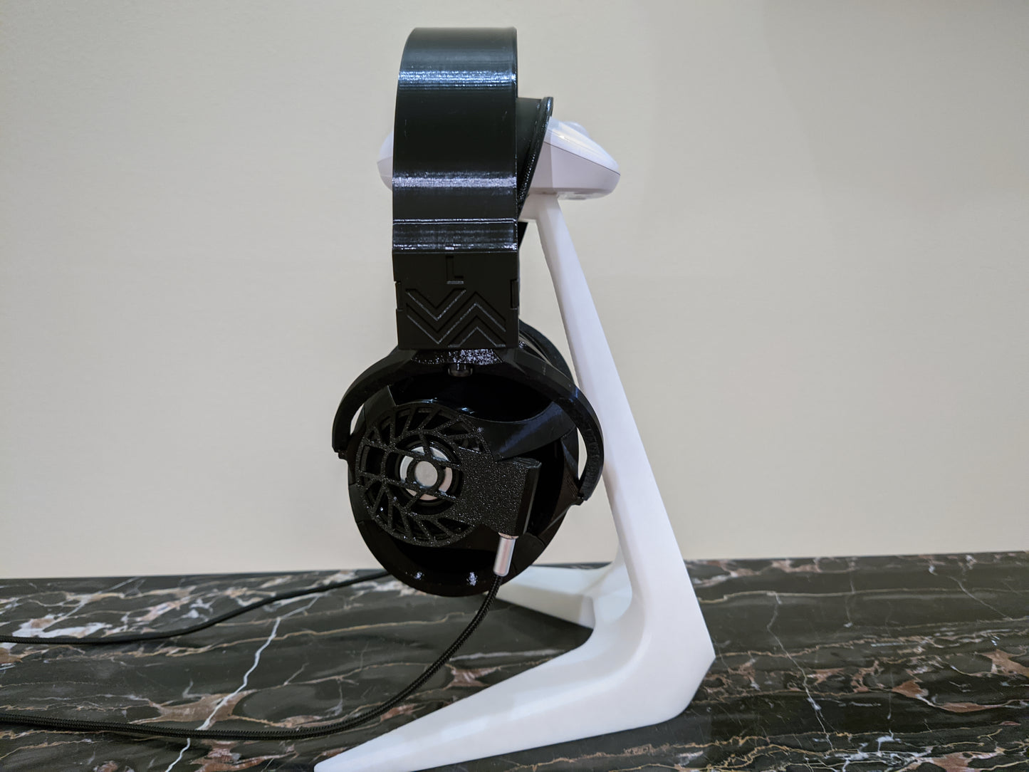 Static Satellite Nearfield Headphones